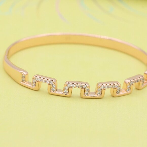 Geometric Rose Gold Bangle with Zig-Zag Diamond Design, XPBL0447 - Picture 2 of 11